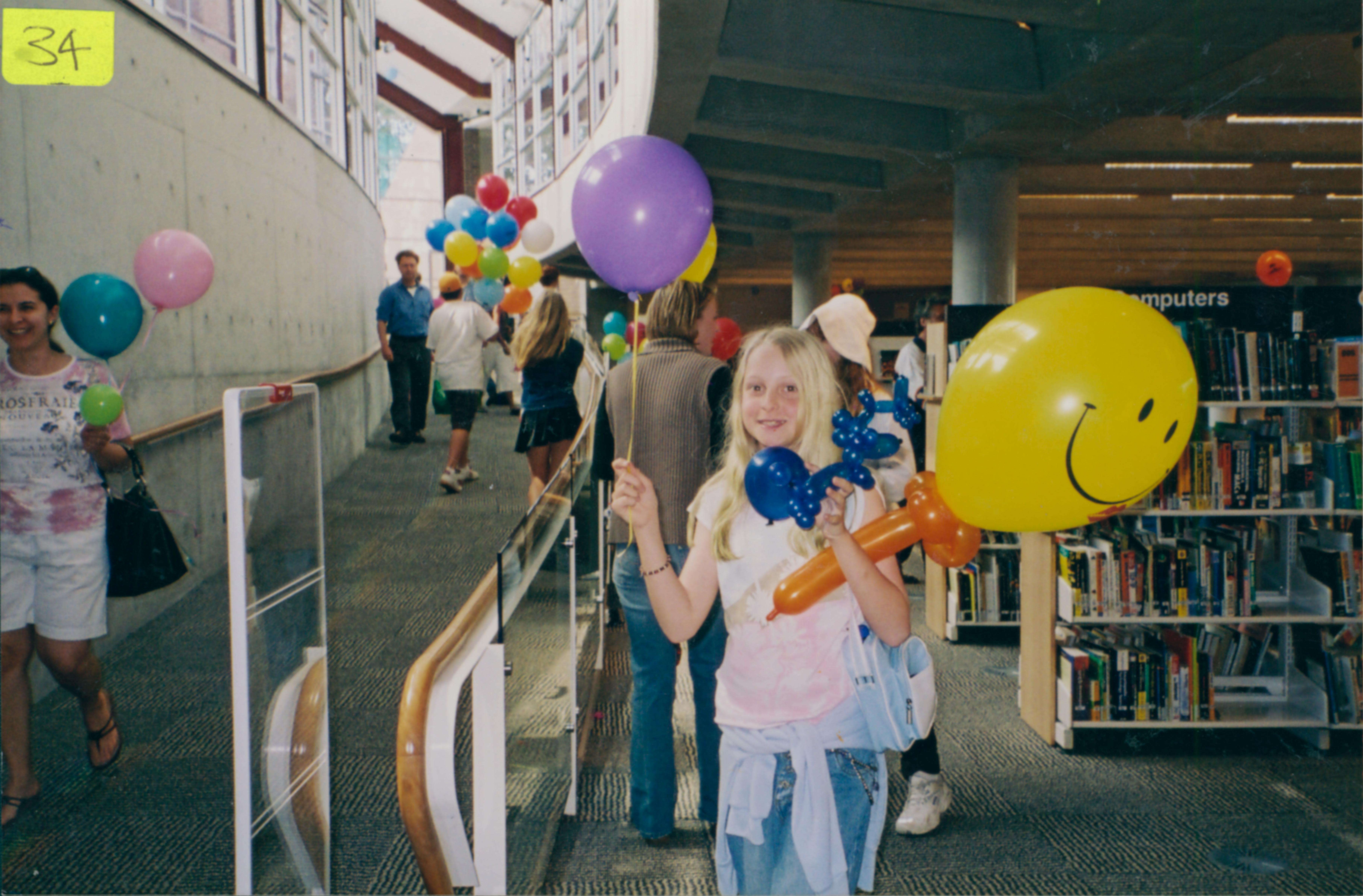 MVL-34_Mona_Vale_Library_Opening_Family_Fun_Day_18_September_2004.jpg