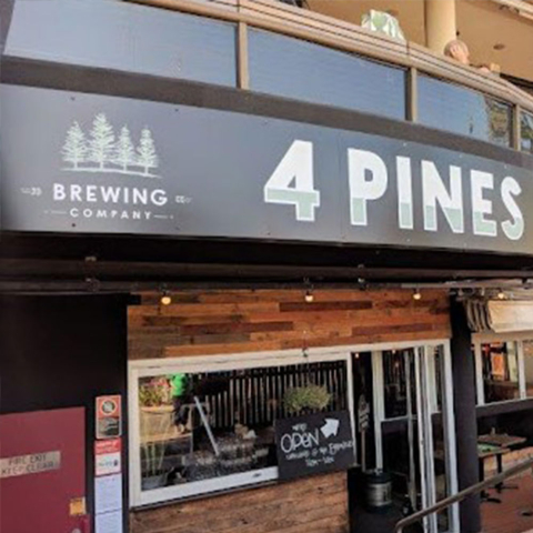 4pines2.jpg